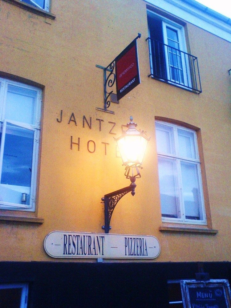 Jantzens Hotel Gudhjem Exteriér fotografie